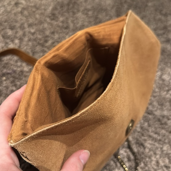 COWHIDE CROSSBODY - Picture 9 of 9